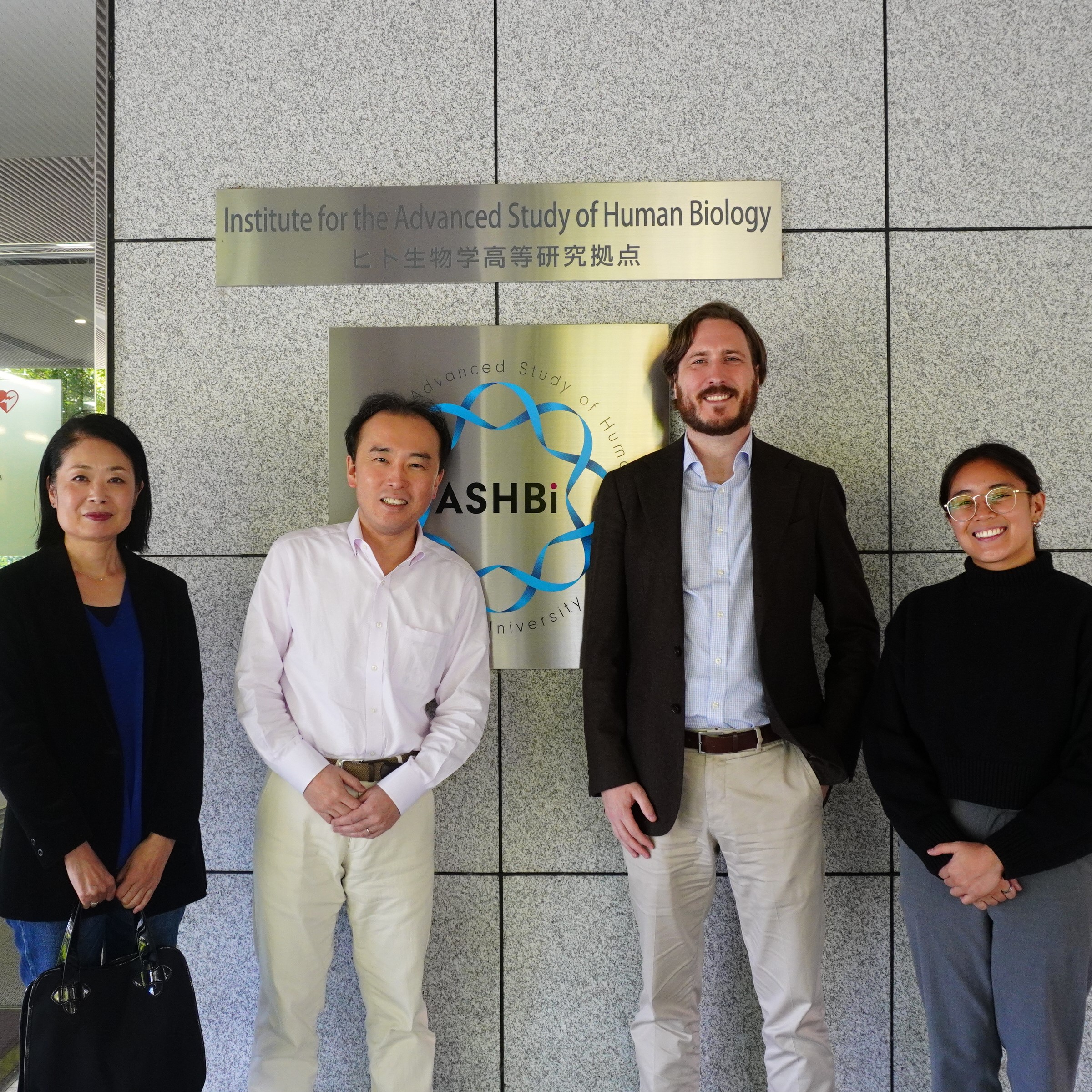 ISSCR Policy Makers, Tyler Lamb and Denise de Villa, visited ASHBi